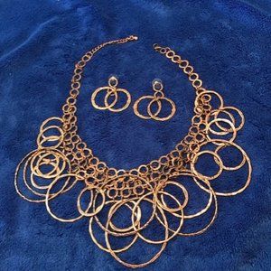 Brass Chain with loops and matching earrings 🎀